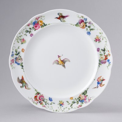 Assiette aux oiseaux de style XVIIIe siècle