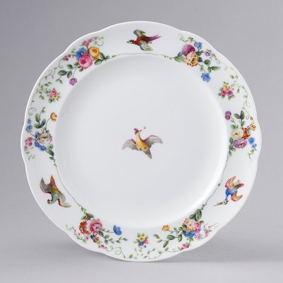 Assiette aux oiseaux de style XVIIIe siècle